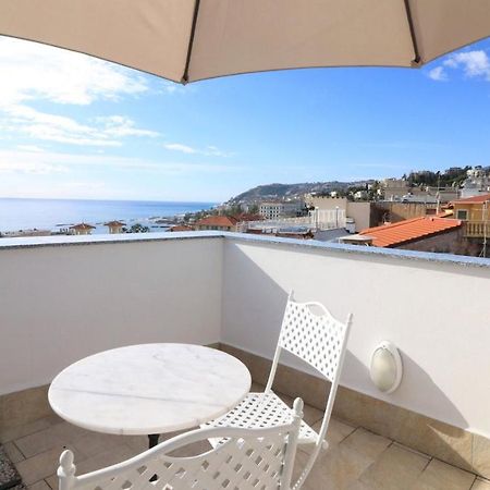 Italianway - Costiglioli 8 Apartment Sanremo Luaran gambar