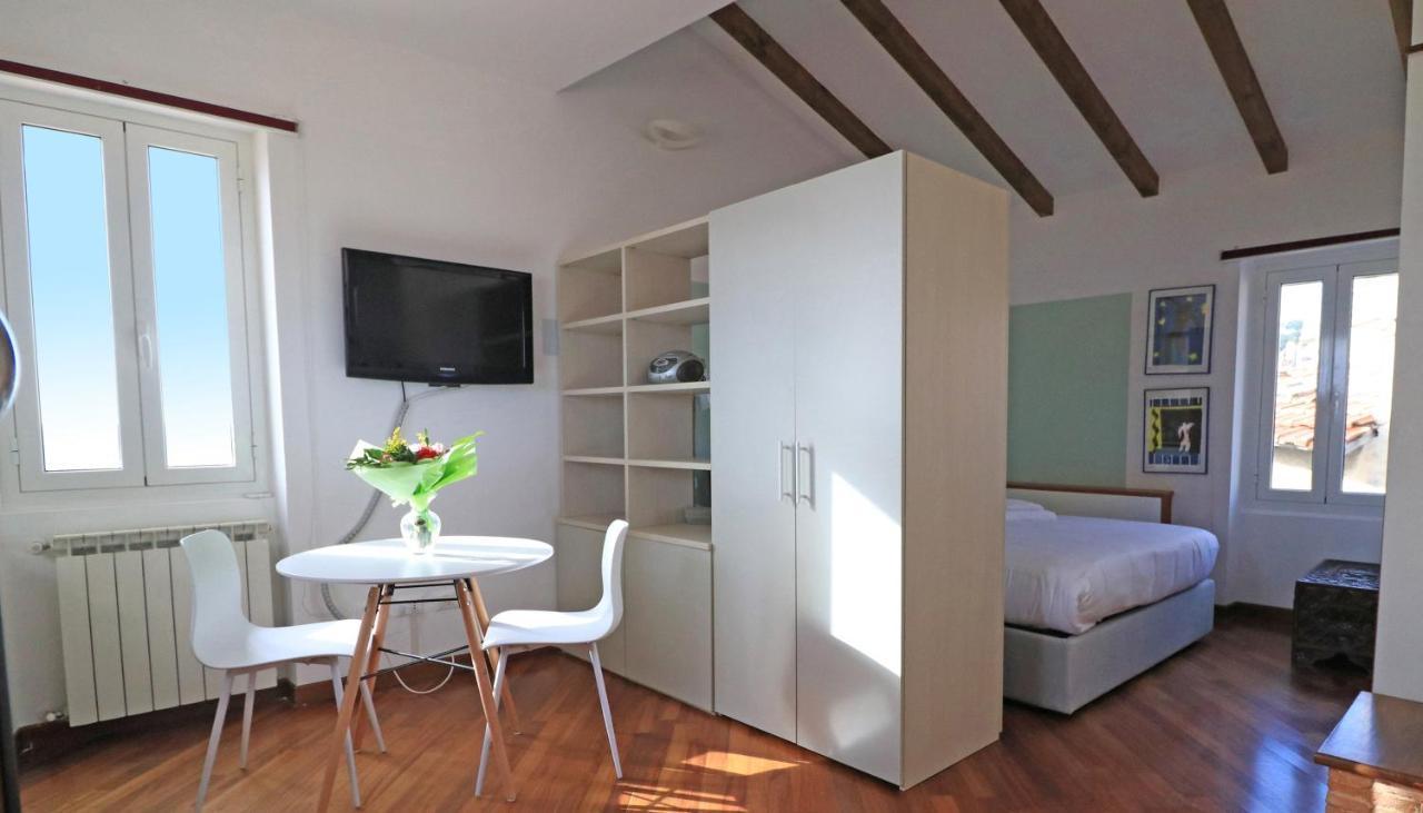Italianway - Costiglioli 8 Apartment Sanremo Luaran gambar