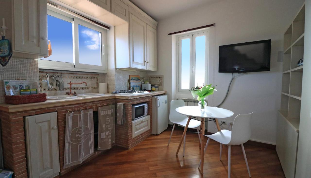 Italianway - Costiglioli 8 Apartment Sanremo Luaran gambar